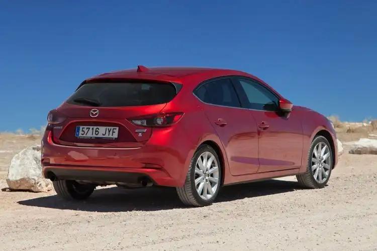 Mazda 3 - jaki silnik wybrać? 