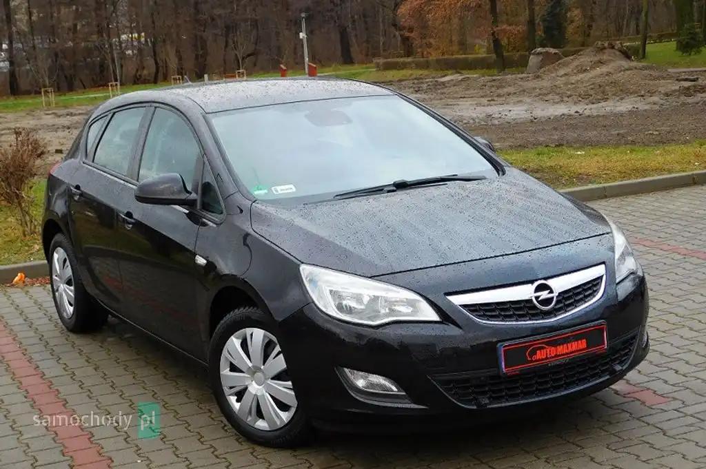 Opel Astra Hatchback 2009