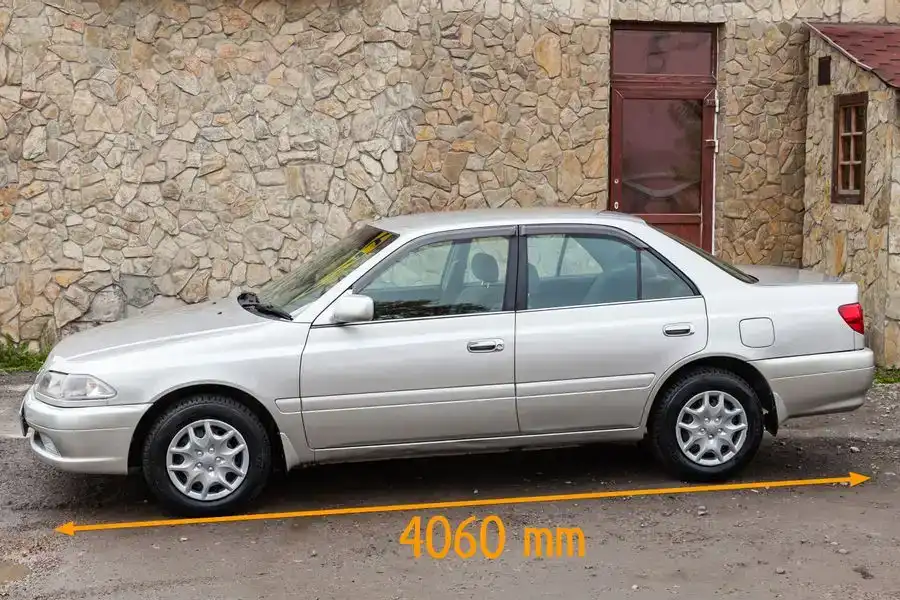 toyota carina wymiary