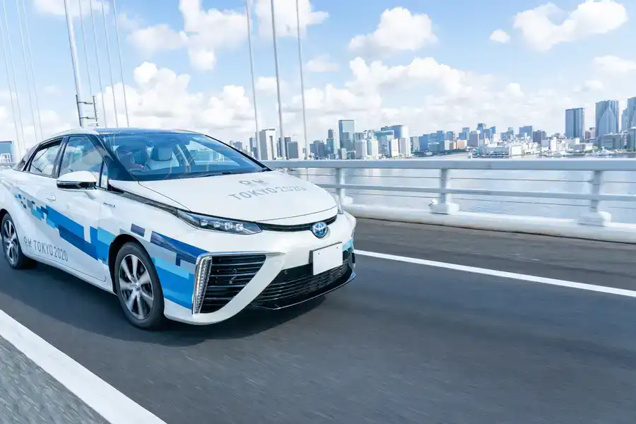 toyota mirai