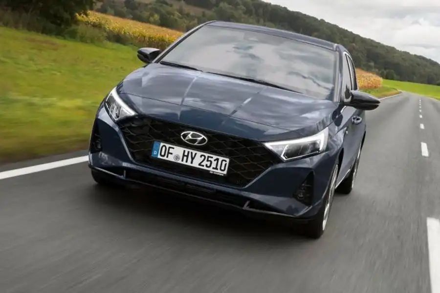 hyundai-i20-jak-si-zmienia-i-ile-emituje-co2-samochody-pl