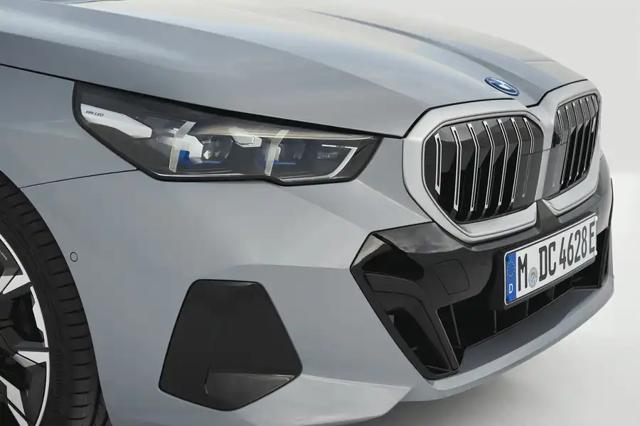 BMW serii 5 (G60)