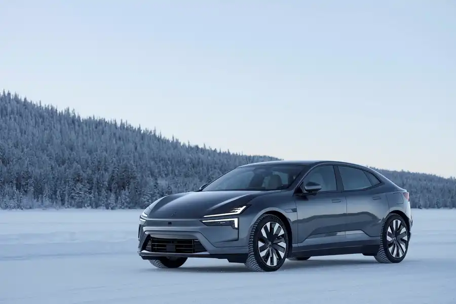 Polestar 4
