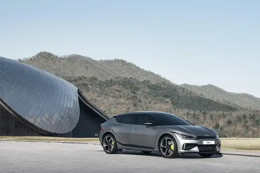 KIA EV6