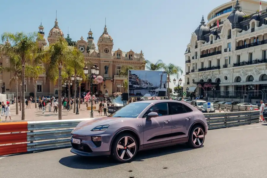 Porsche Macan Electric