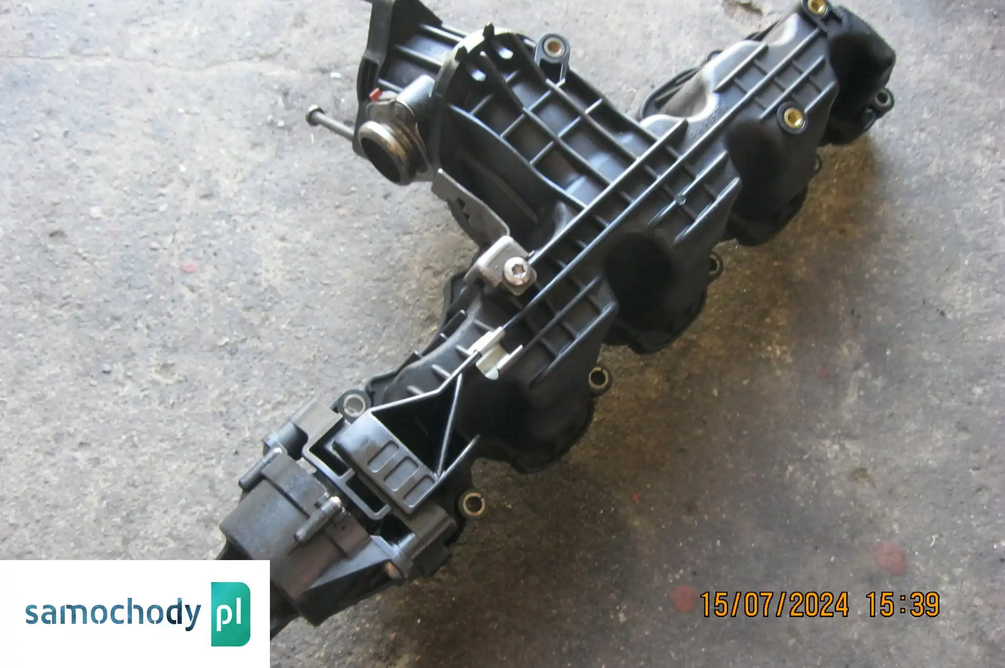 Volkswagen Audi 1.6 tdi 03L129711AG kolektor ssący