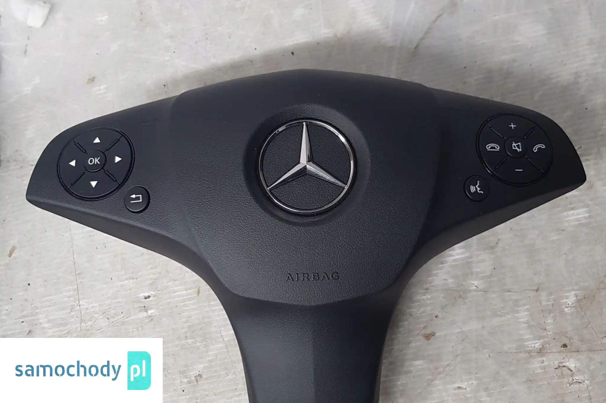 PODUSZKA AIRBAG KIEROWCY MERCEDES W207 0008605902