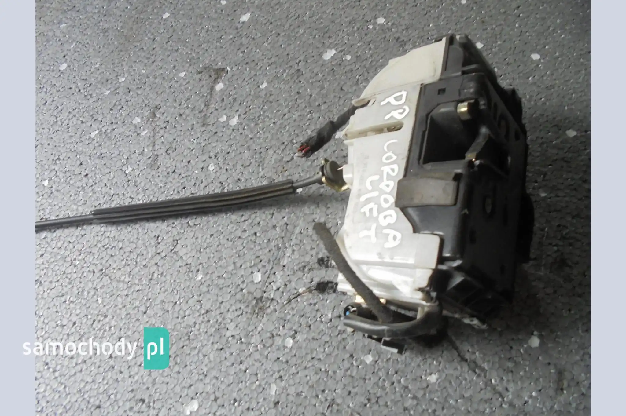 Zamek drzwi prawy przód Seat Cordoba Vario II lift 99-02