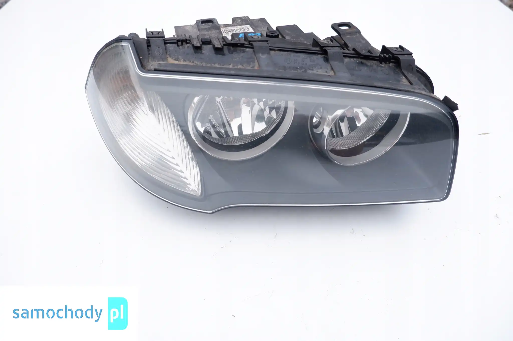 BMW X3 E83 LAMPA PRAWY PRZÓD LIFT 7162196