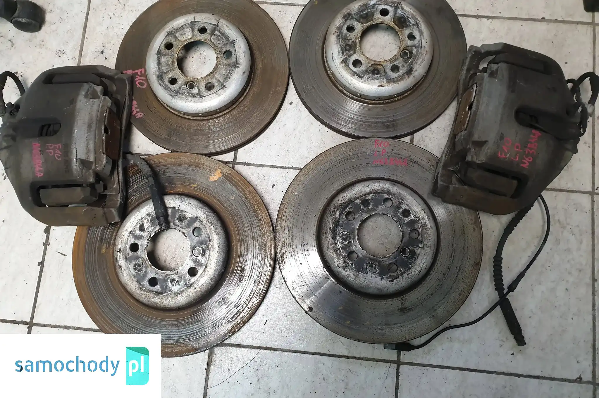 BMW F10 F11 550i 4.4 SWAP TACZE ZACISKI KOMPLET