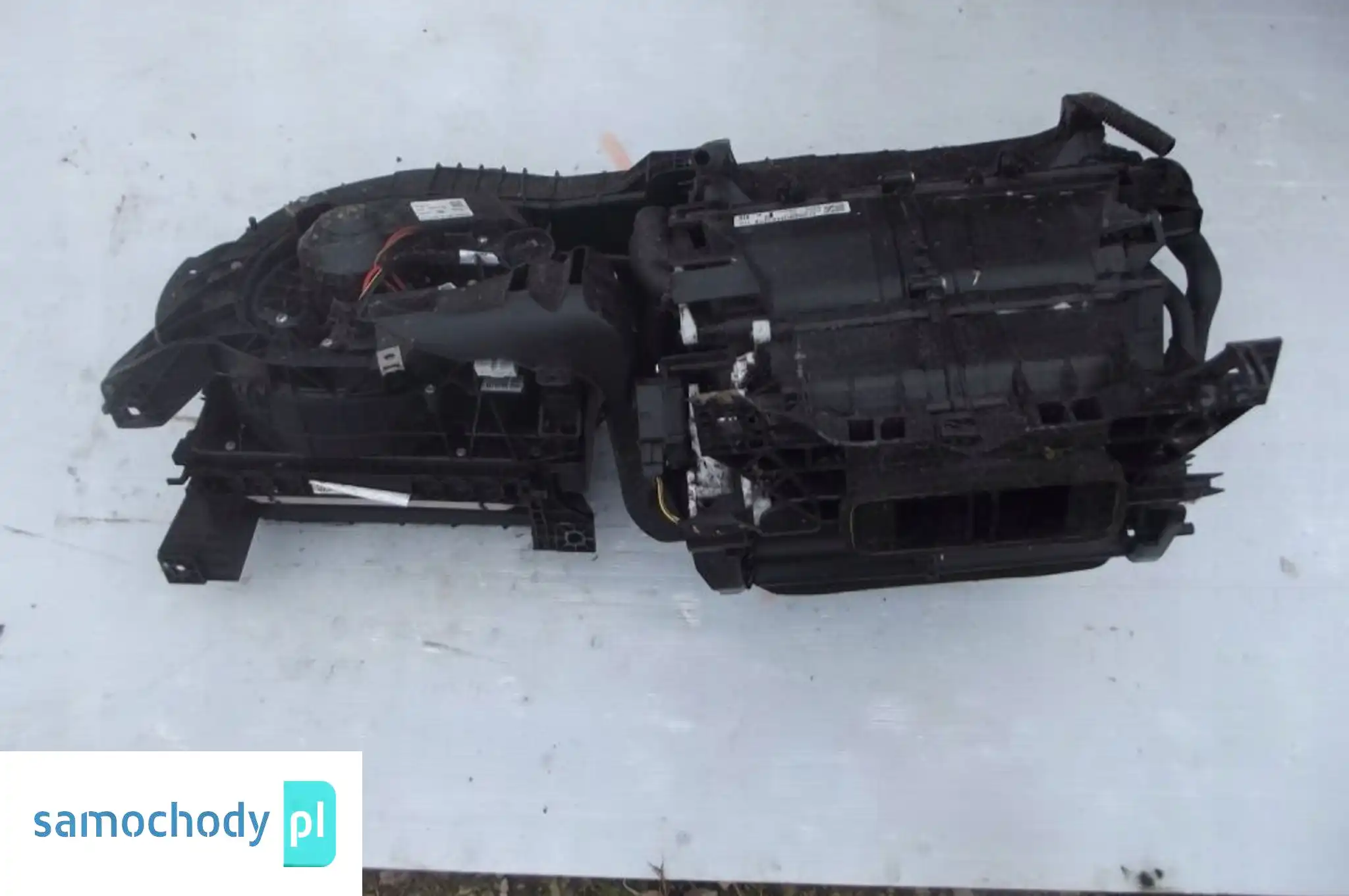 NAGRZEWNICA DMUCHAWA JAGUAR XF 260 GX63-19B555-FE