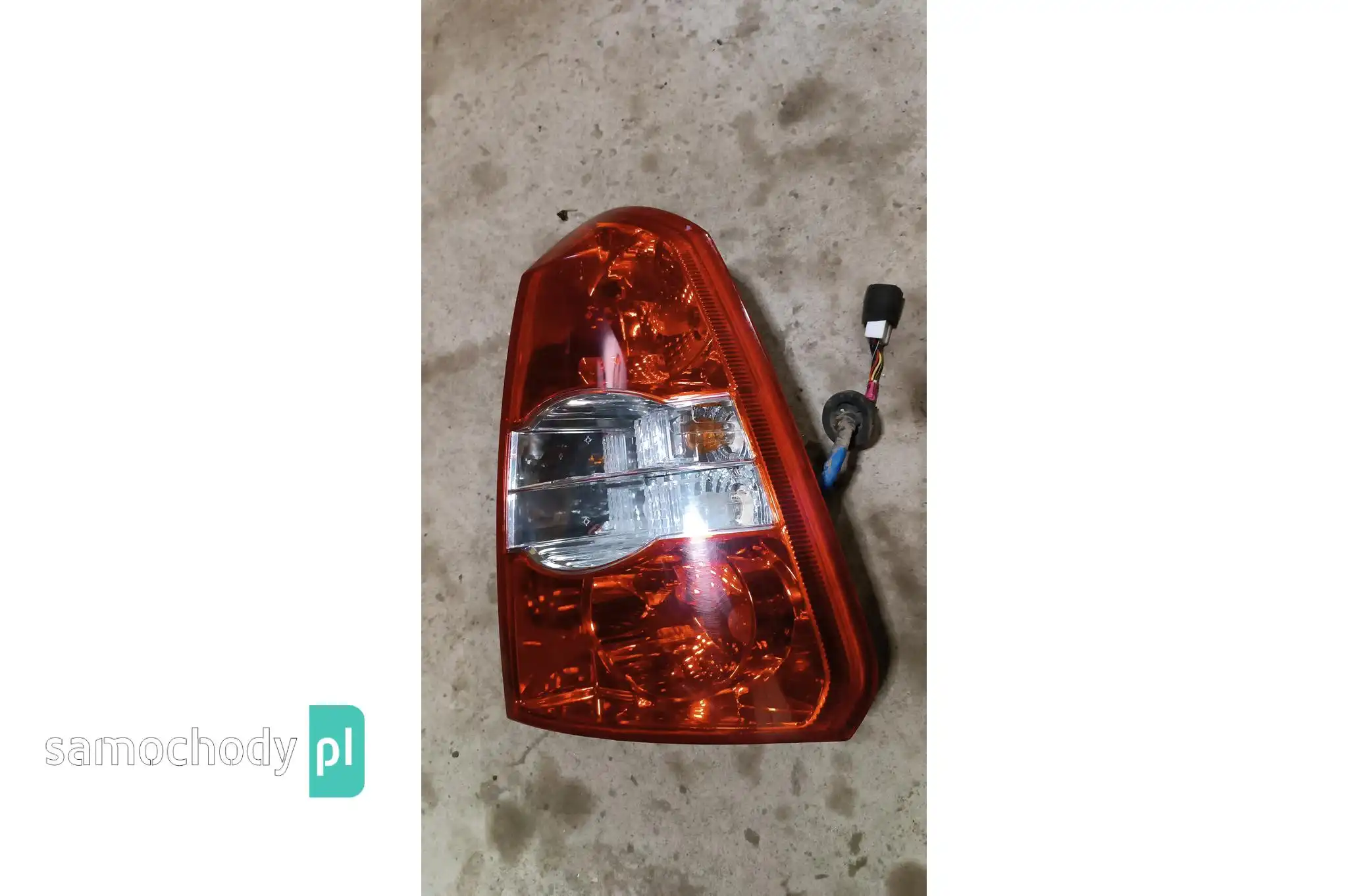 Lampa tył tylna prawa Chevrolet Nubira 3 III