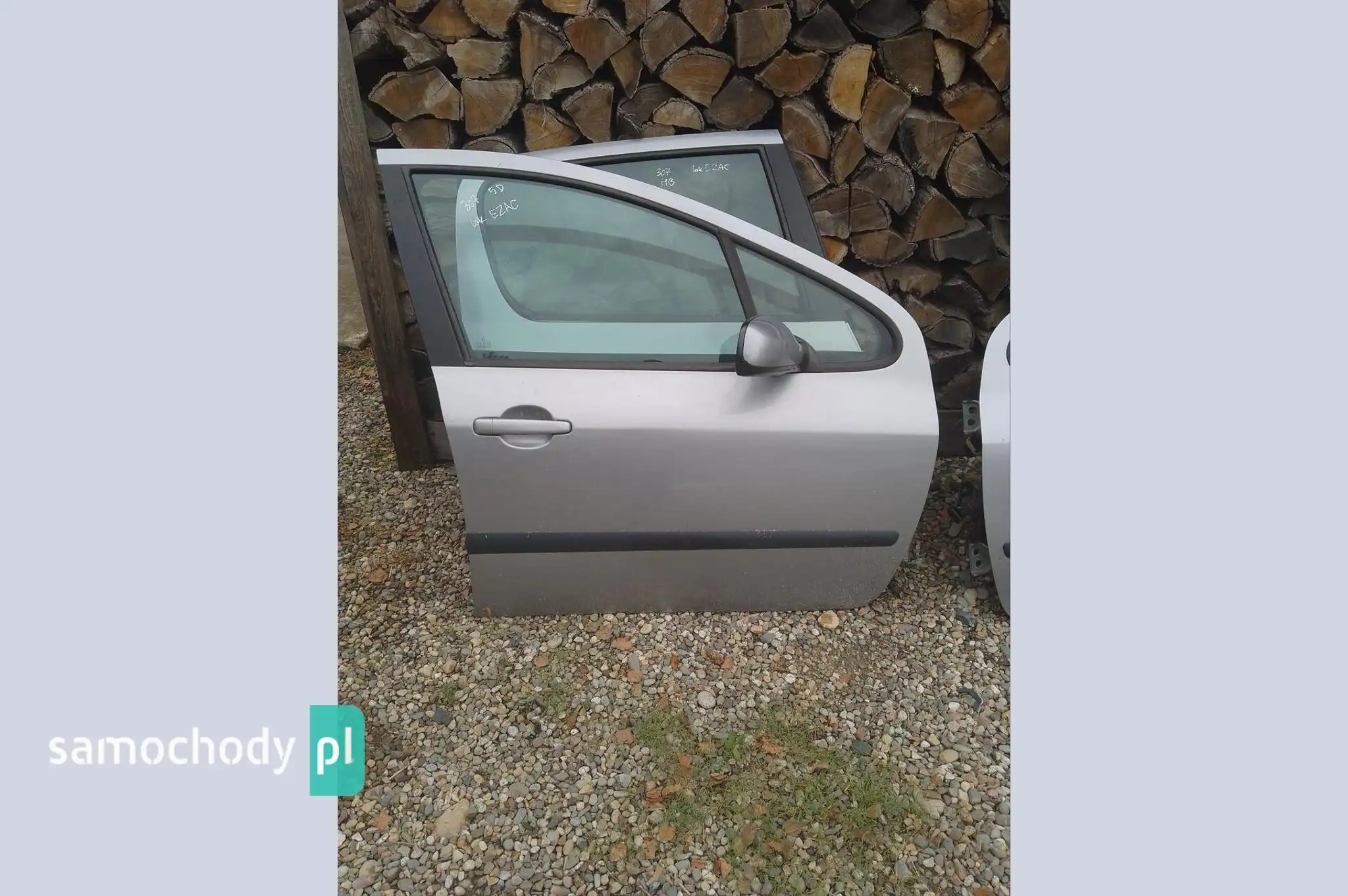 Drzwi prawe przednie przód Peugeot 307 EZAC HB kompletne