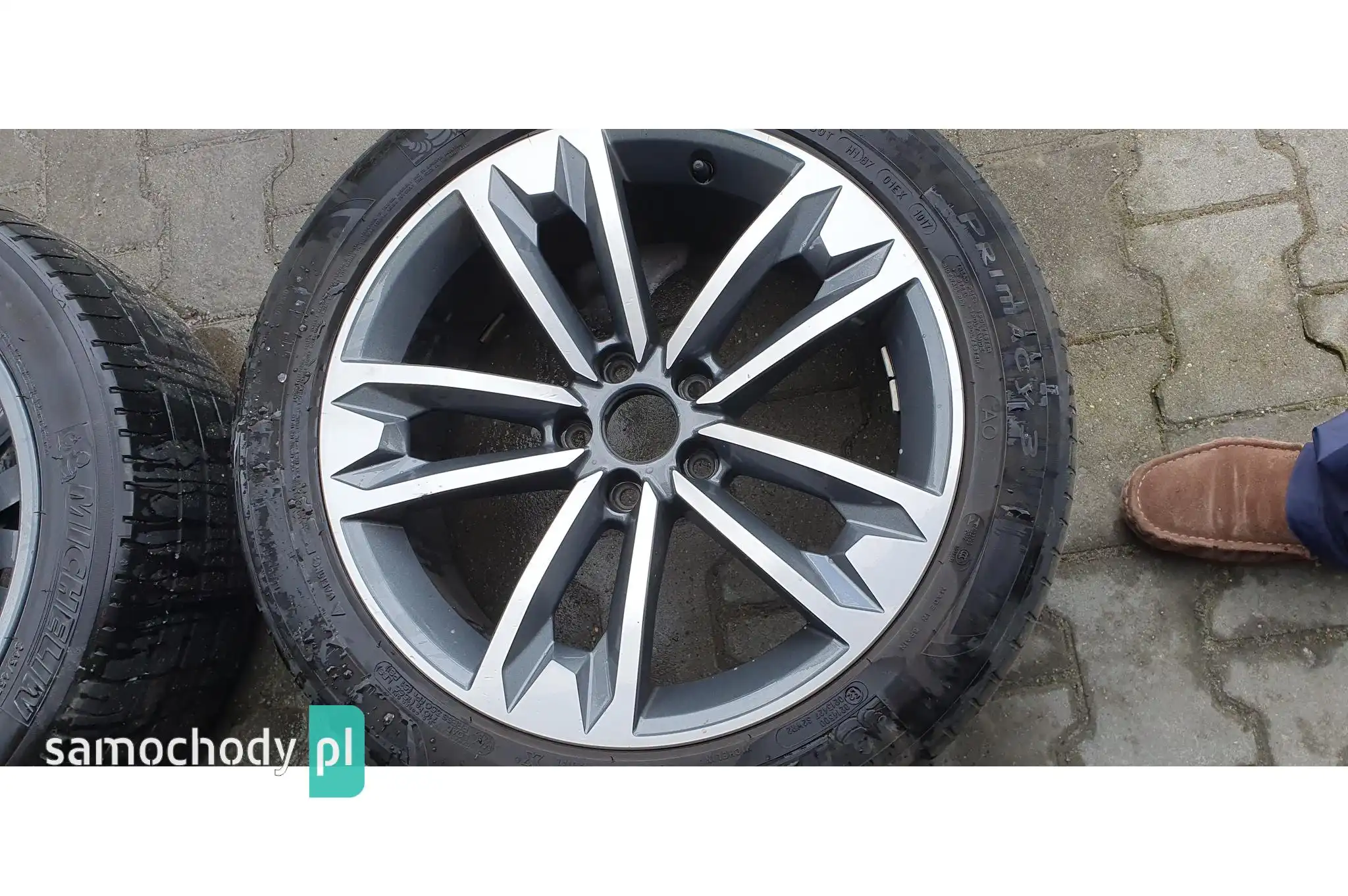 Komplet oryginalnych felg aluminiowych Audi 7,5x18" ET29