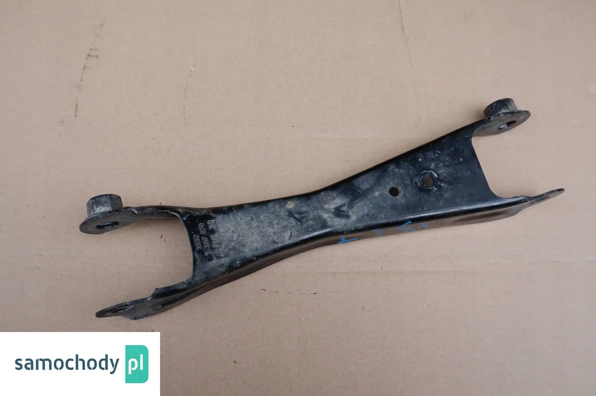 BMW I3 WAHACZ PRAWY TYŁ 6867879