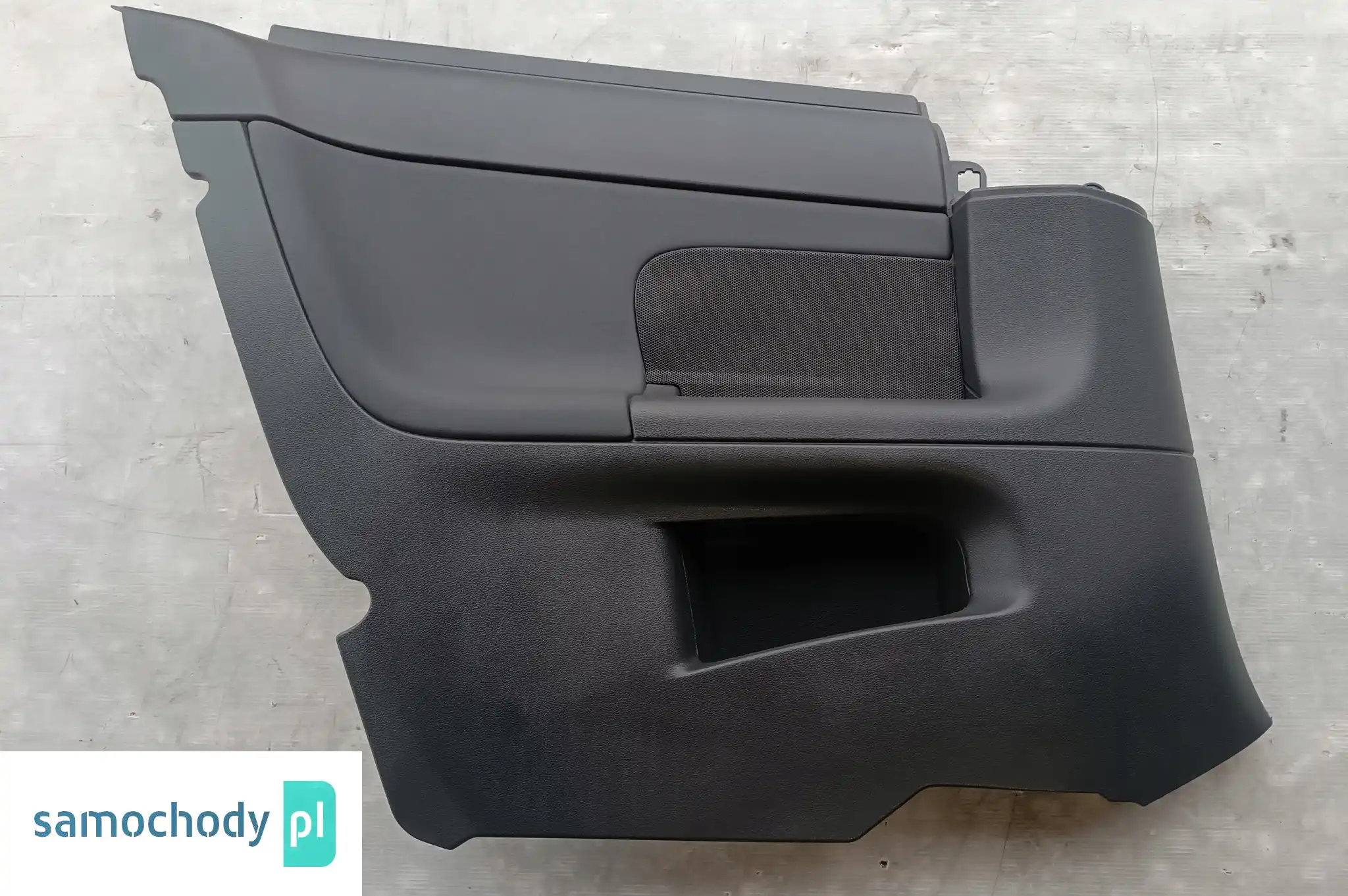 BOCZEK TAPICERKA prawy lewy TYŁ VOLVO C30