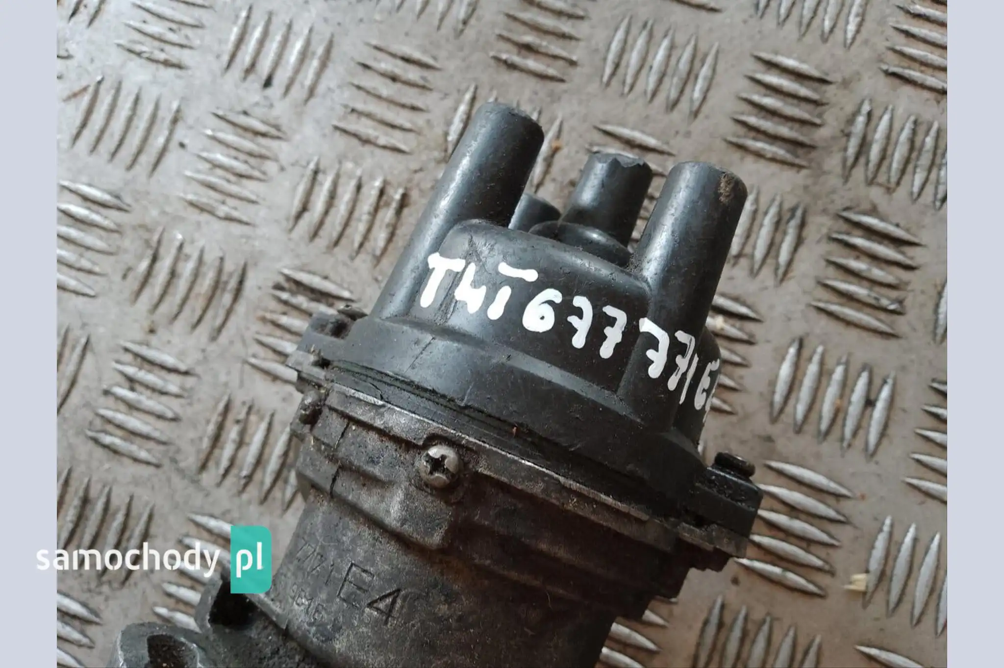 Aparat zapłonowy Mazda 626 GD III 2.0 B T4T67771E4