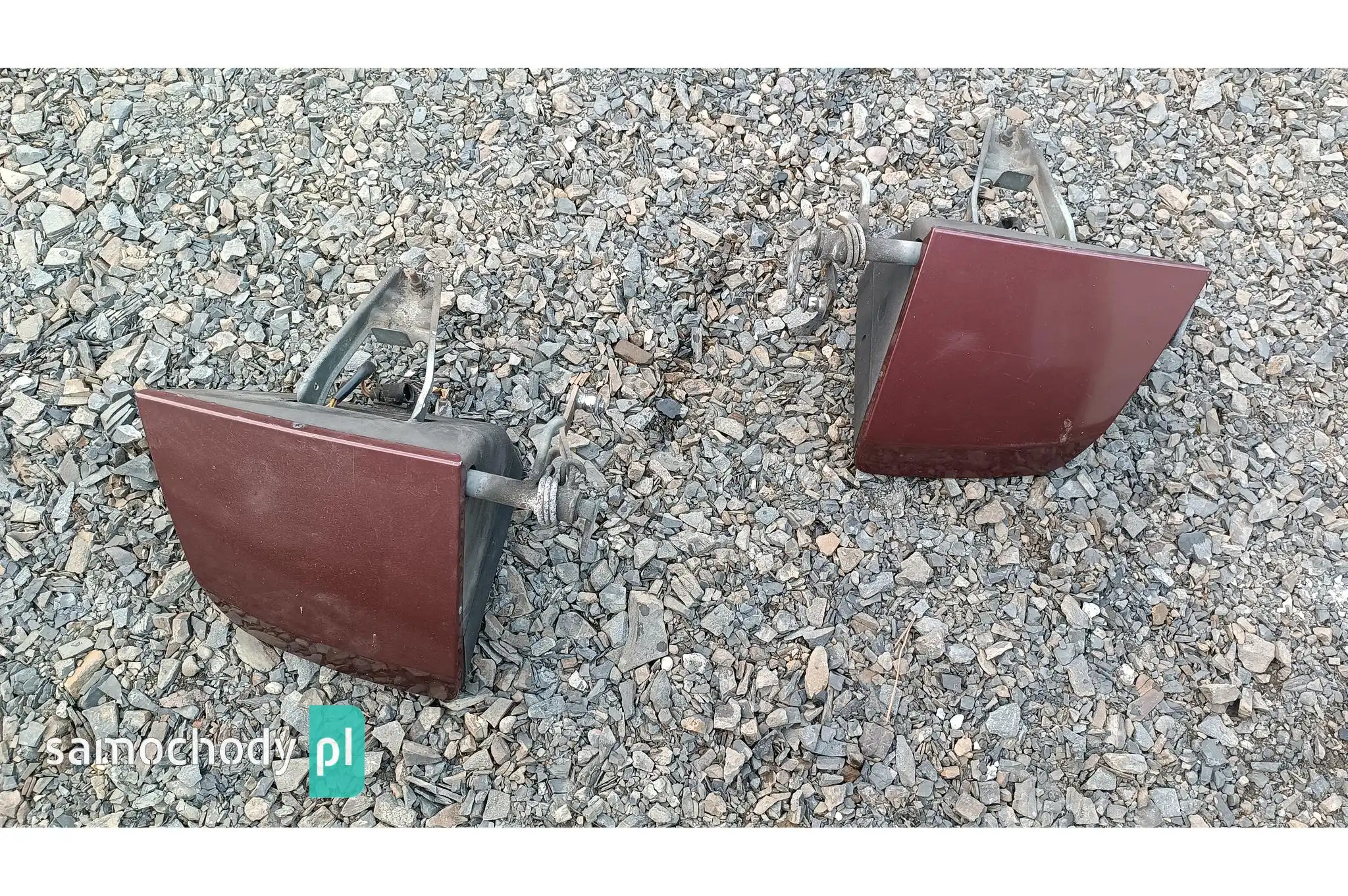 Lampa przednia prawa lub lewa przód Porsche 944 Hella