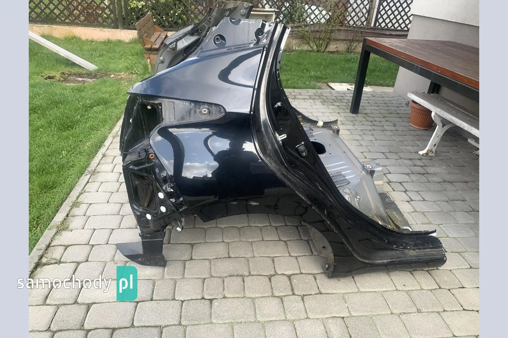 Nissan Micra K14 błotniki tył, cała dupa