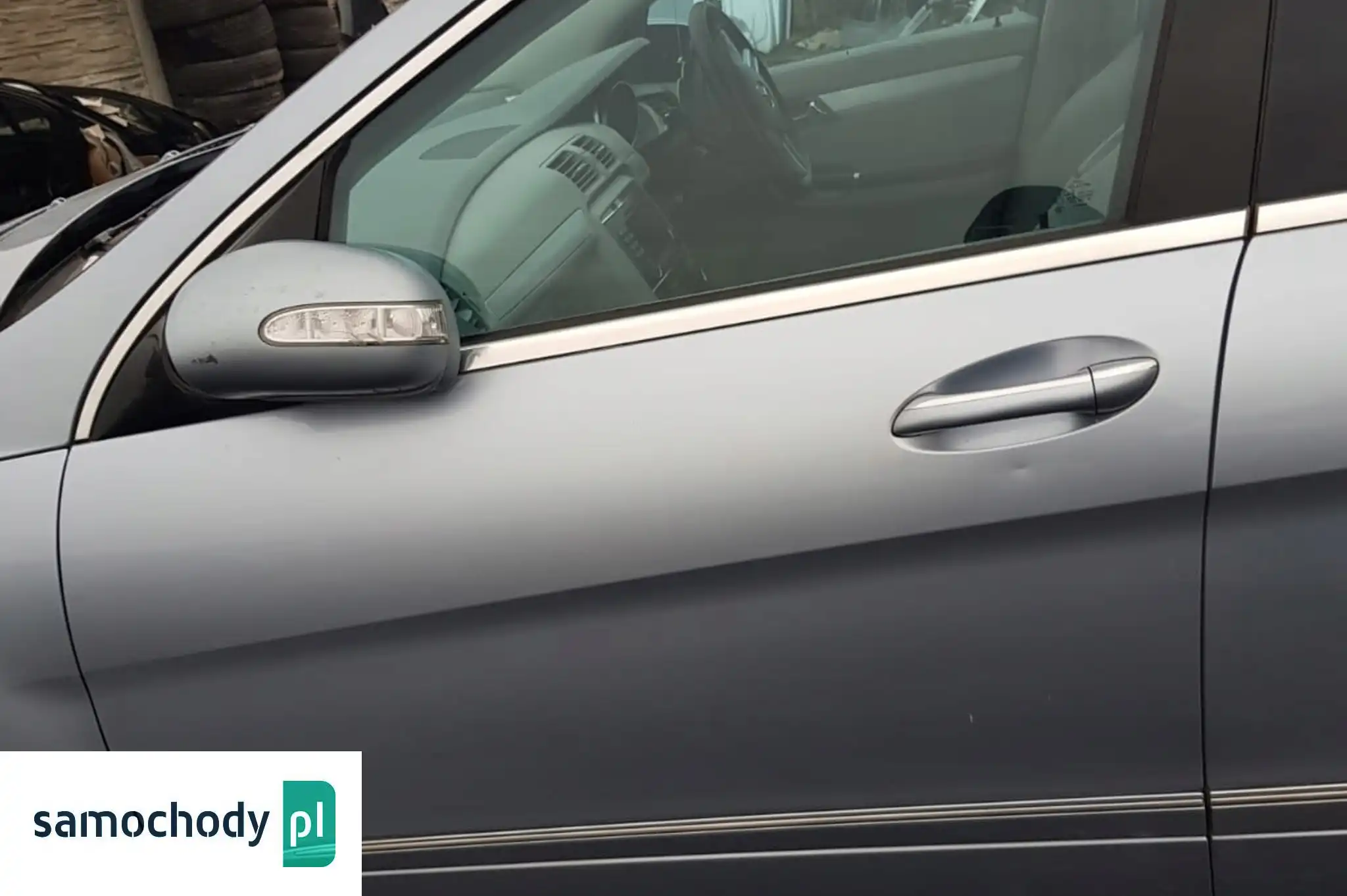 MERCEDES R-KLASA W251 DRZWI LEWY PRZÓD LEWE PRZEDNIE C349