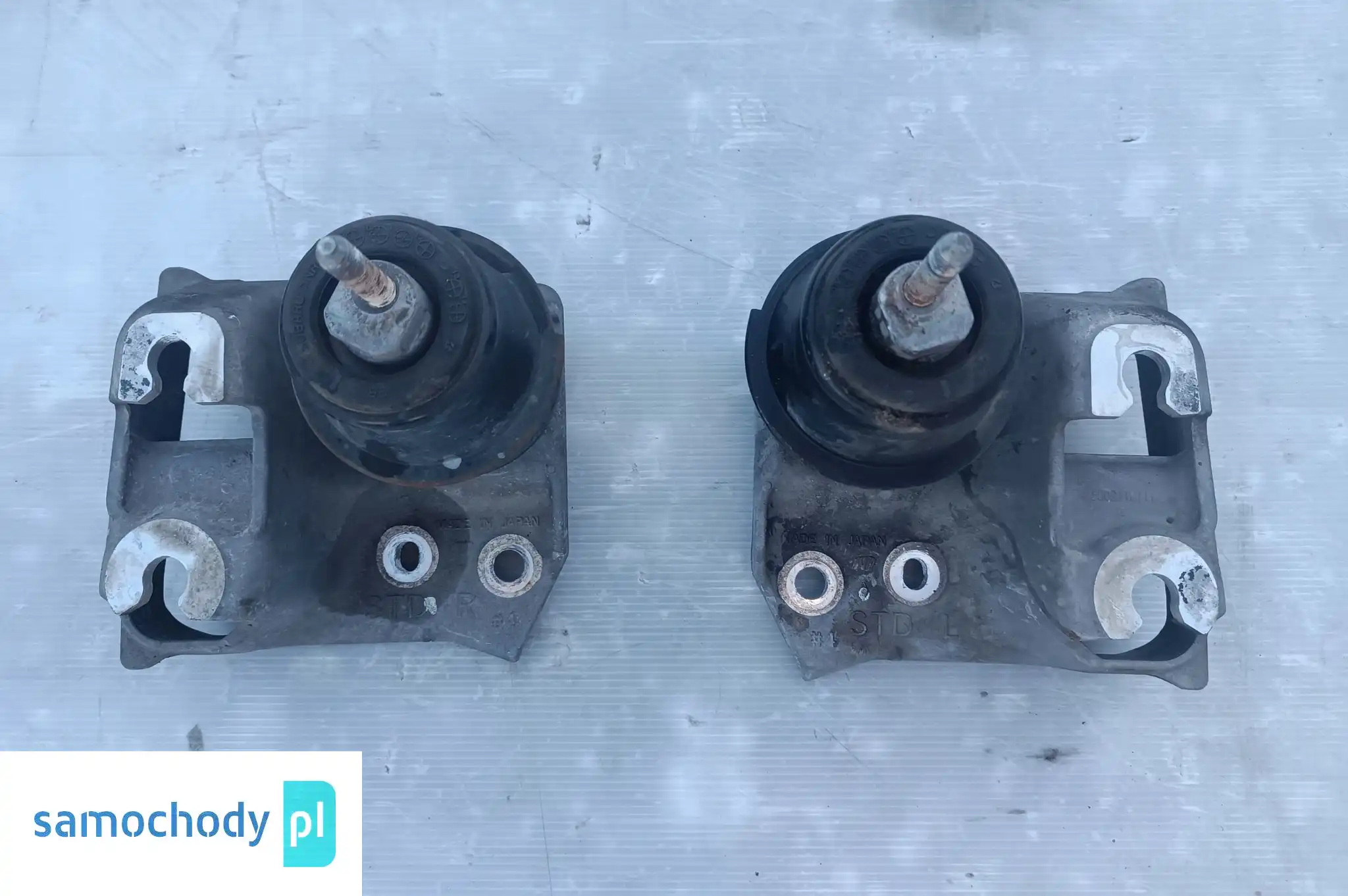 LAPA MOCOWANIE PODUSZKA SILNIKA SUBARU LEGACY V 2.0D