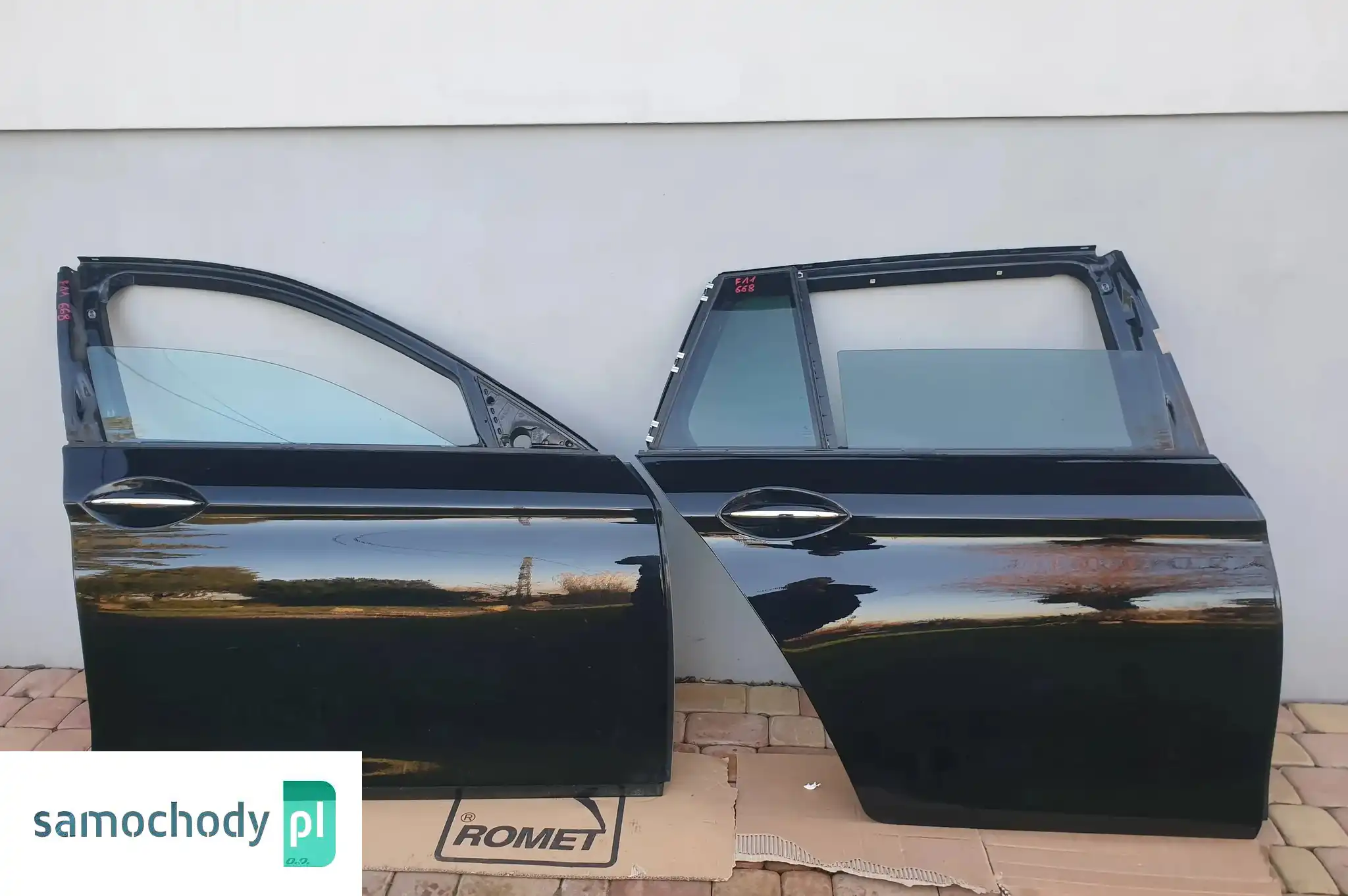 BMW F11 DRZWI PRAWY PRZÓD PRAWY TYŁ 668