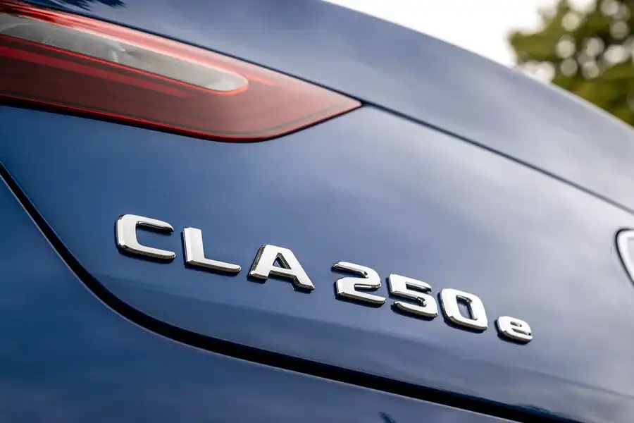Mercedes CLA 2025