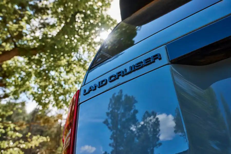 Toyota Land Cruiser 250