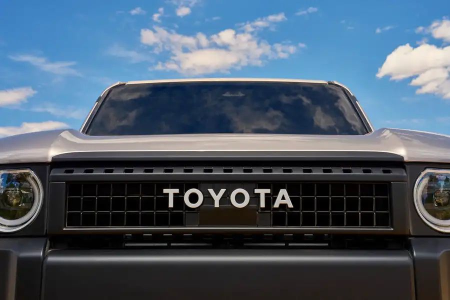 Toyota Land Cruiser 250