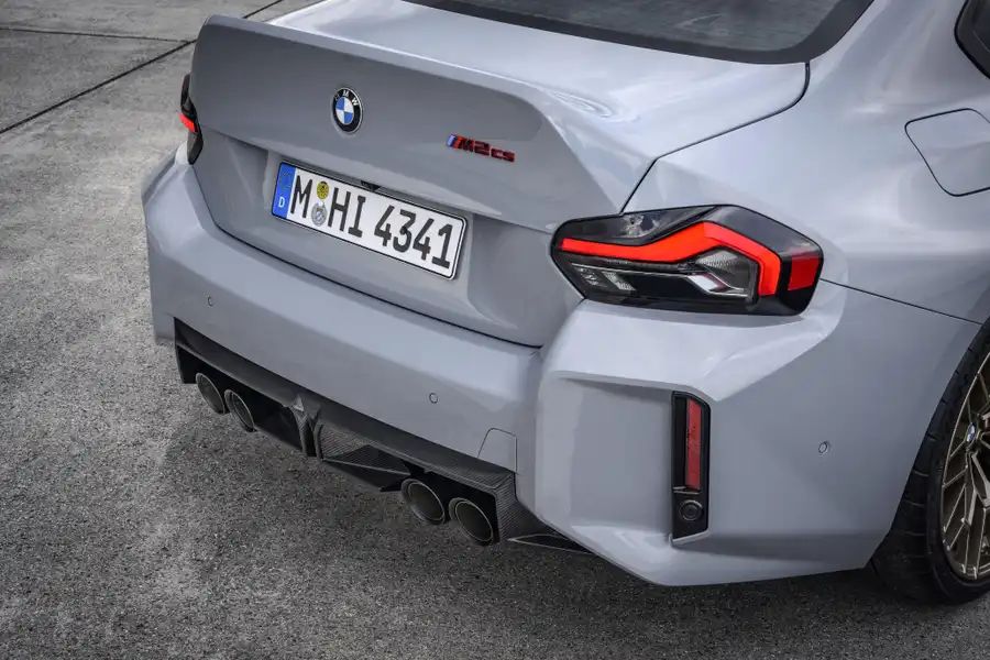 BMW M2 CS