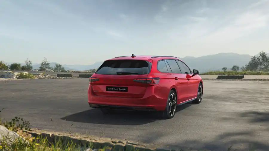 Nowa Škoda Superb