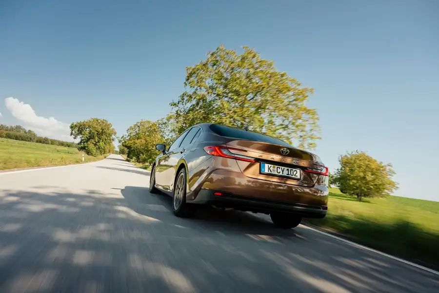 Toyota Camry 2025