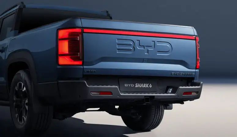 BYD SHARK