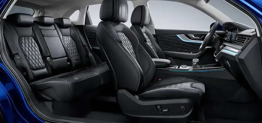 Hongqi HS5