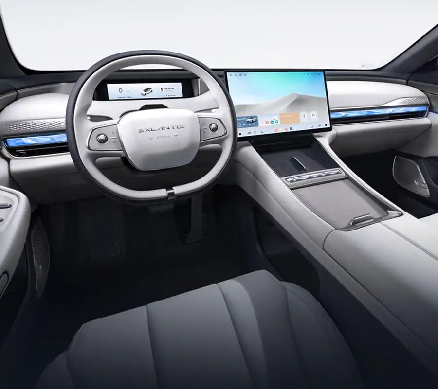 Exlantix ES wnętrze