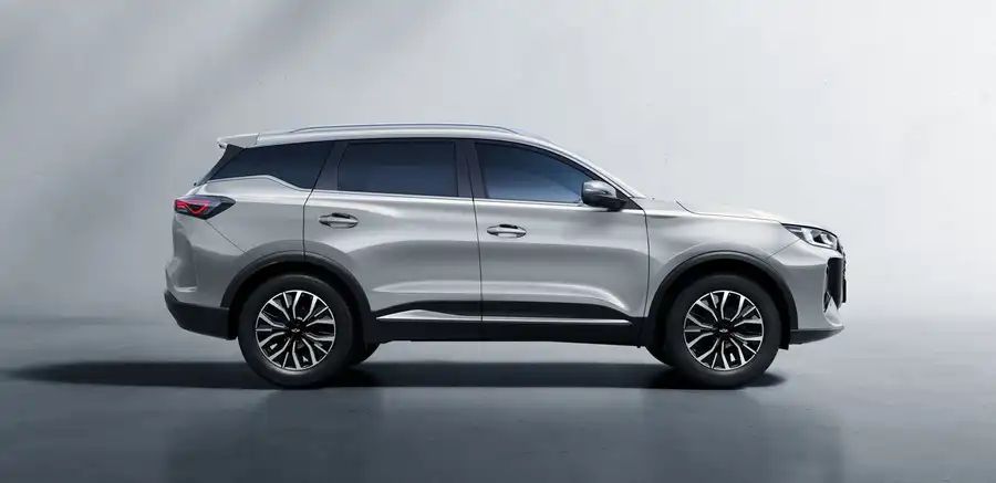 Nowy Chery Tiggo 7 HEV